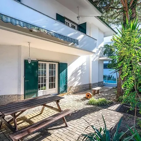 Vintage Oasis In Carcavelos ヴィラ パレーデ